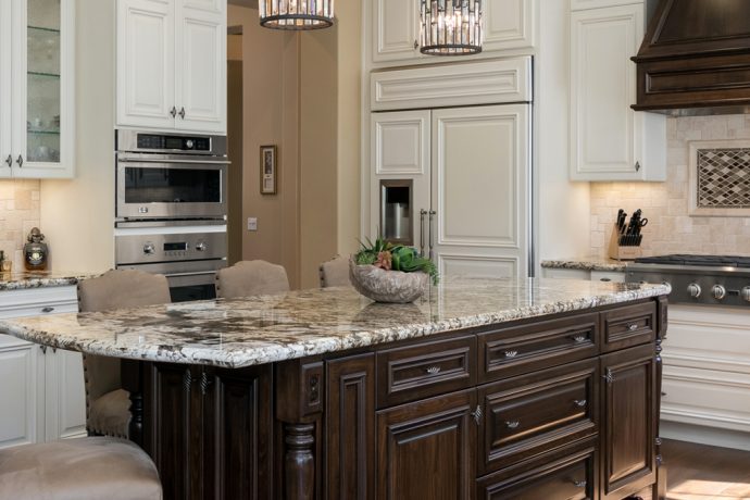 lars_upscale_kitchen_remodel-690x460