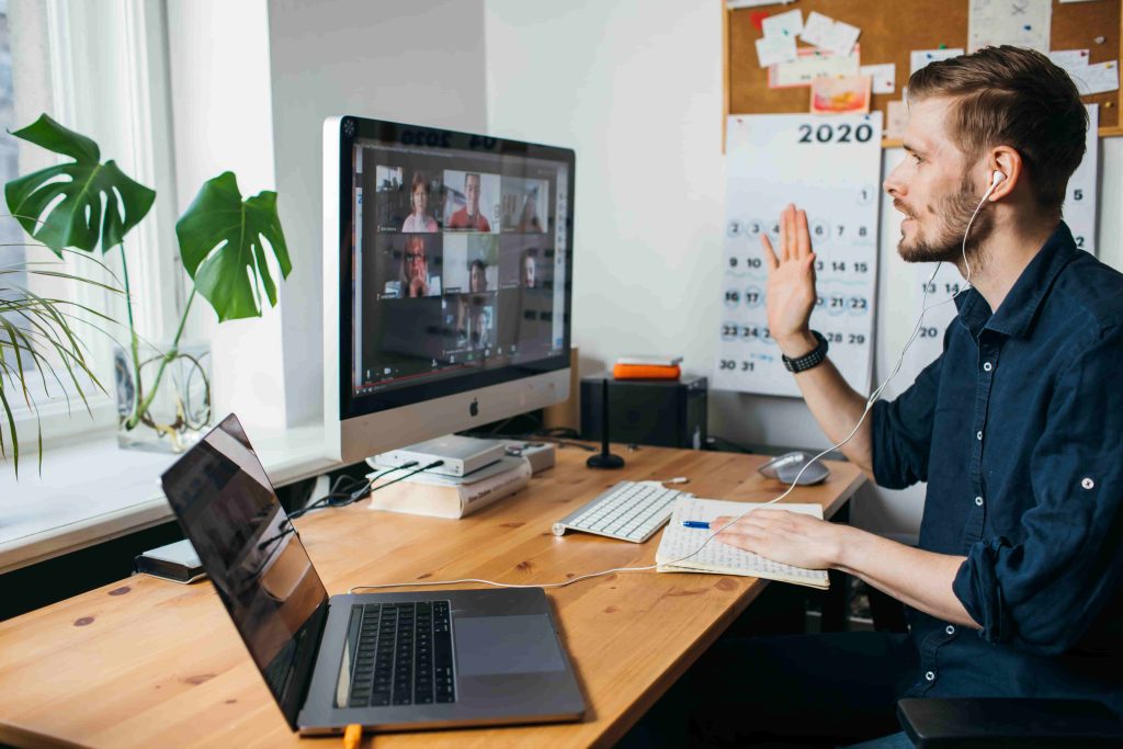 Our 20 Favorite Stylish Home Office Desks