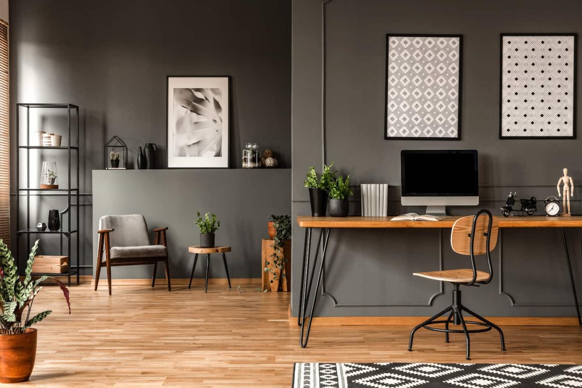 How to Perfectly Decorate Your Home Office